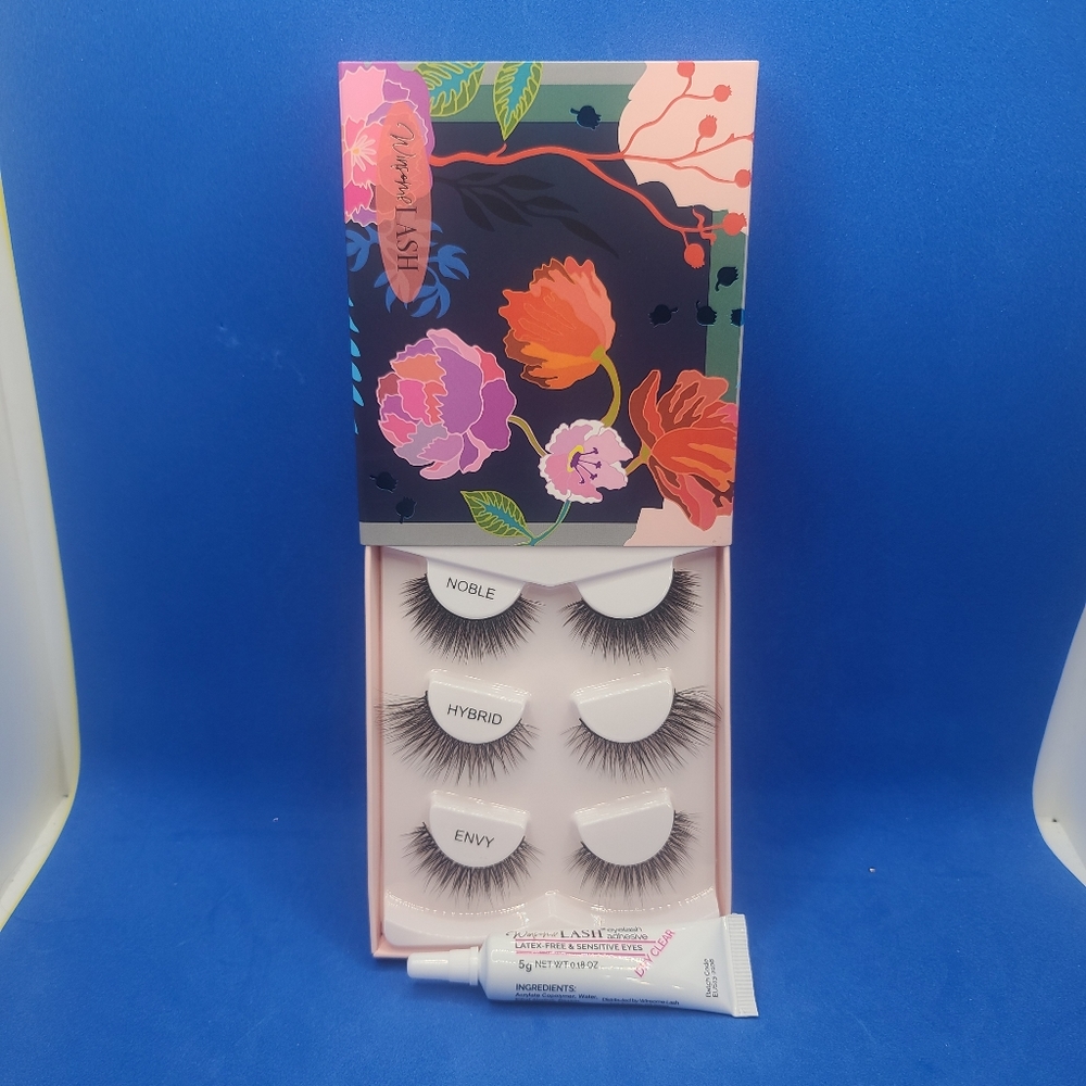 NWT Winsome Lashes 3 Sets